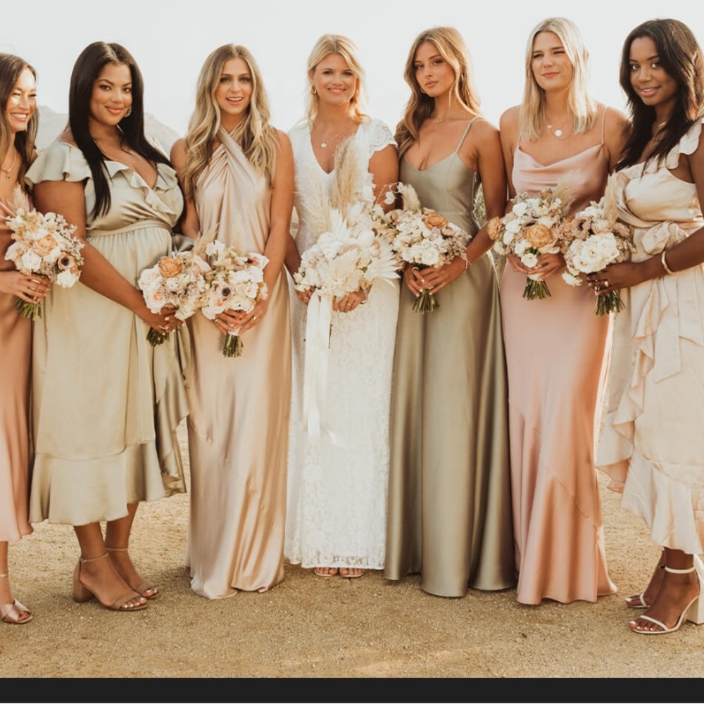 Show Me Your MuMu Satin Bridesmaid Dresses 4 Dresses for $100 Xs-XL NWT